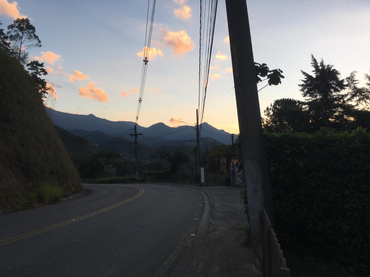 ヴィスコンデ・デ・マウアー Casa Sossego Da Montanhaヴィラ エクステリア 写真